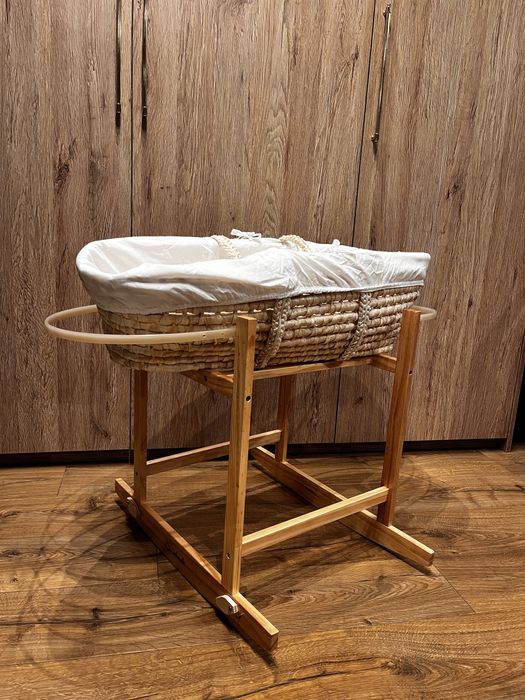 Kosz Mojżesza z kołyską i materacem marki Cichoszki