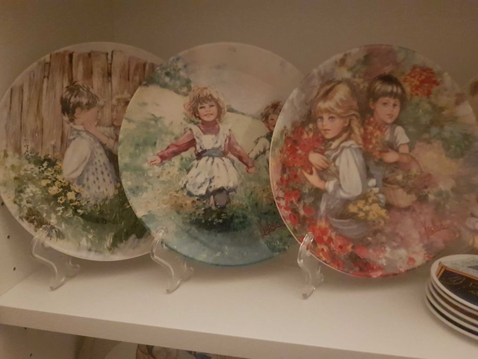 talerze dzieci Wedgwood bradex seria 6szt M Vickers