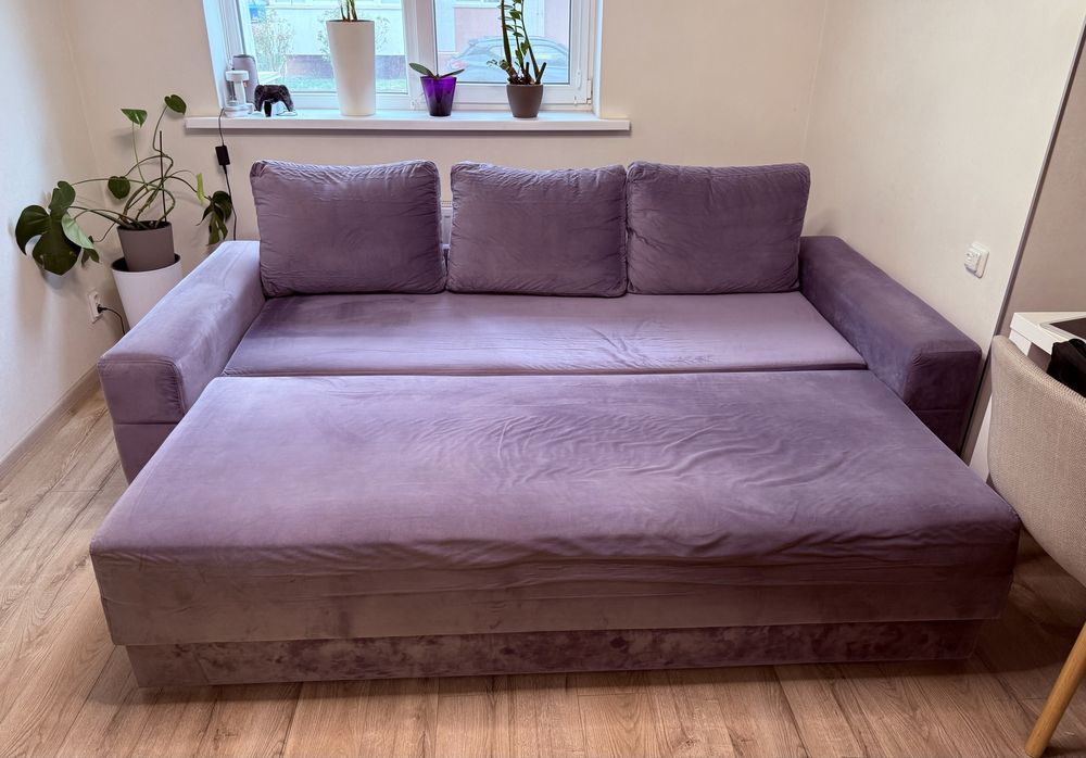 Диван 3-місний , в хорошому стані