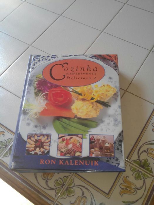 Livro antigo de culinária