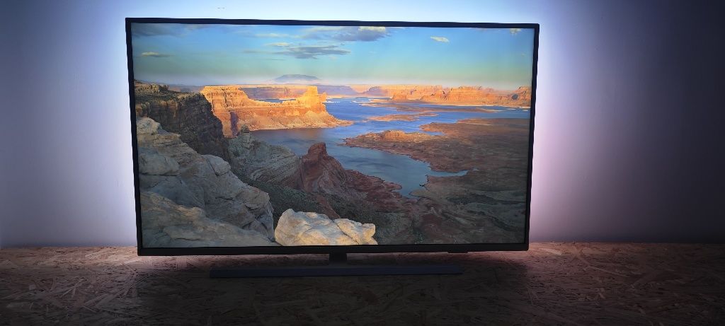 Telewizor LED 43 cale Philips 4K Smart AMBILIGHT