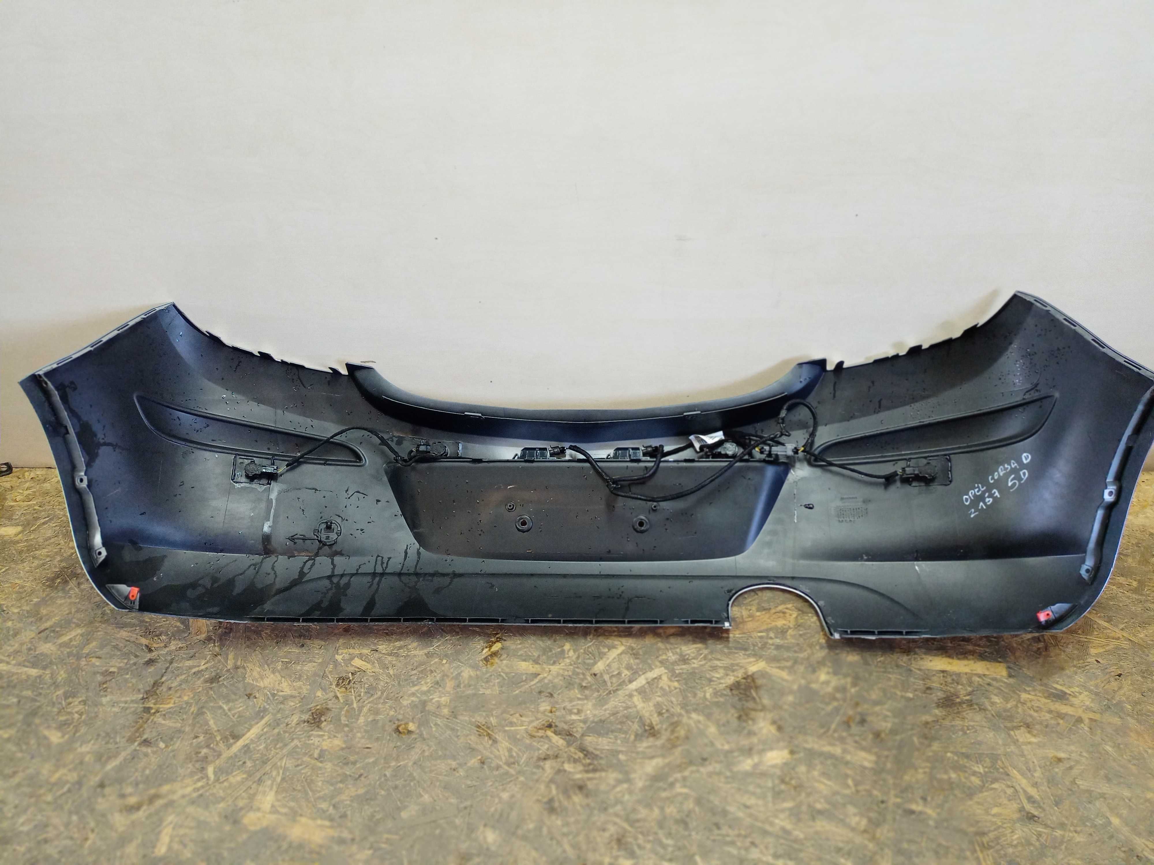 Opel Corsa D zderzak tył tylny kolor Z157 srebrny wersja 5 drzwi 4xPDC