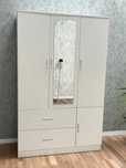 Guarda roupa branco 4 portas - envío gratis