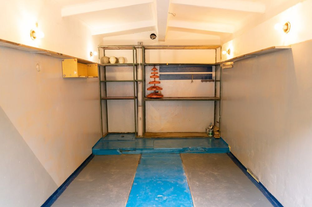 Сдам капитальный гараж