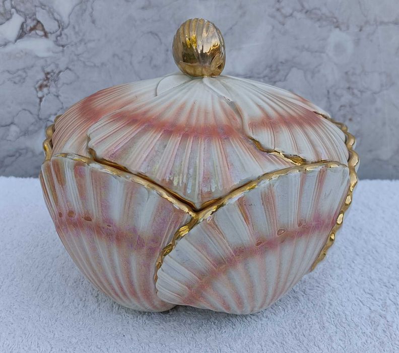 Antiga caixa conchas Aleluia