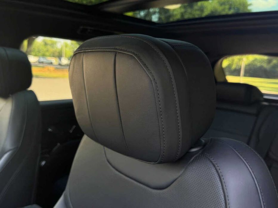 Land Rover Range Rover Sport P400 Dynamic SE      2023