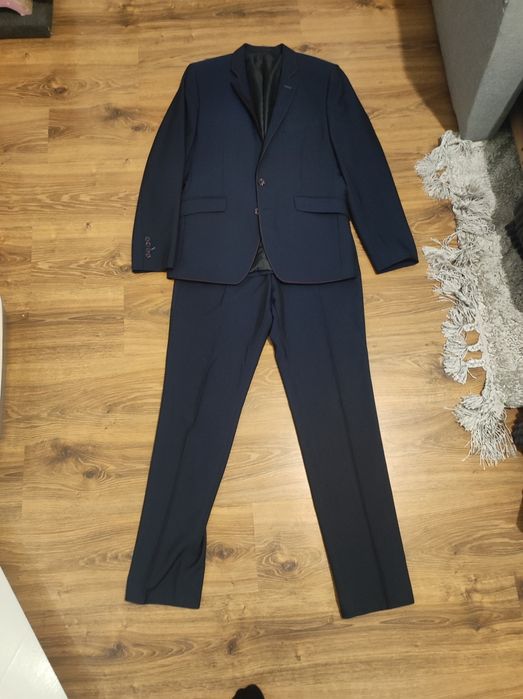 Garnitur męski granatowy
