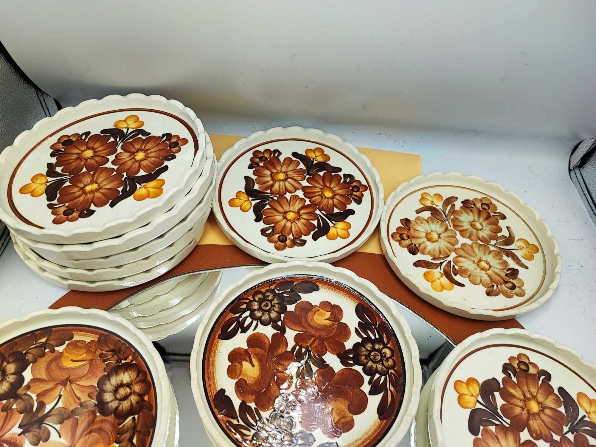 Ceramiczna miska w kwiaty,ząbkowane,Koło/Włocławek,cena za 1,Cepelia
