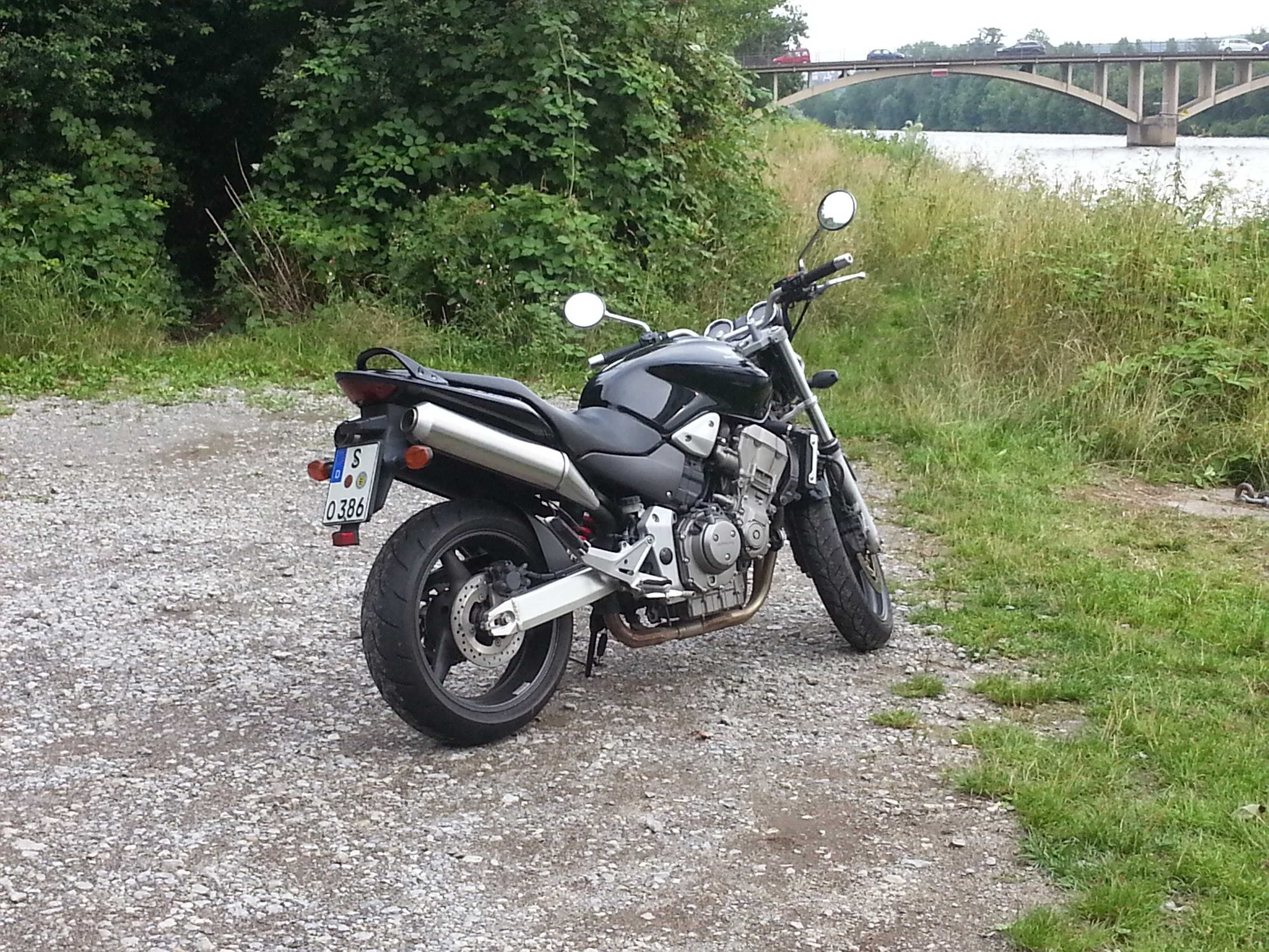 Honda Hornet 900