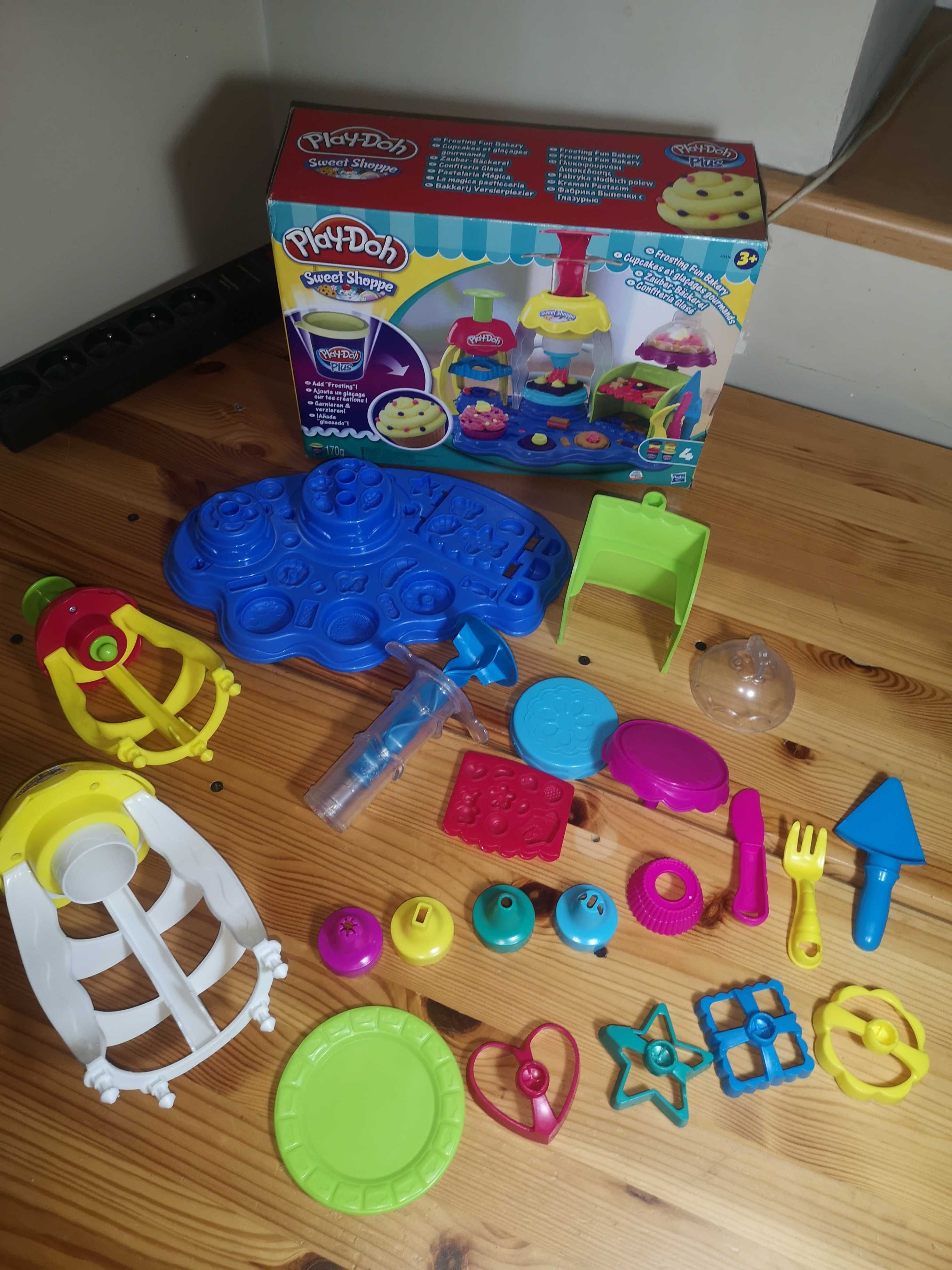 Play-Doh Sweet Shoppe ciastolina cukiernia kompletny karton