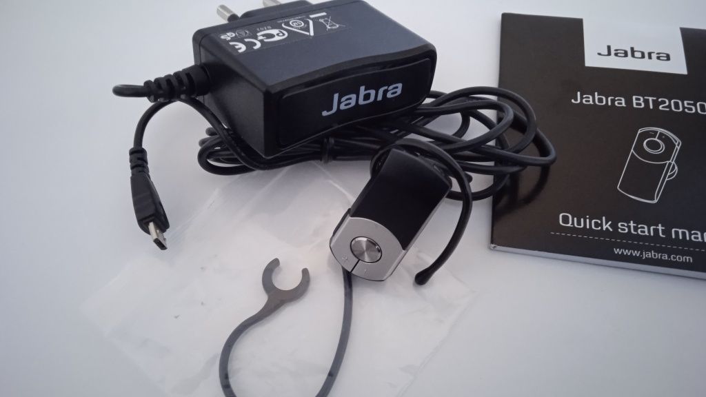Bluetooth -- гарнитура Jabra BT 2050.