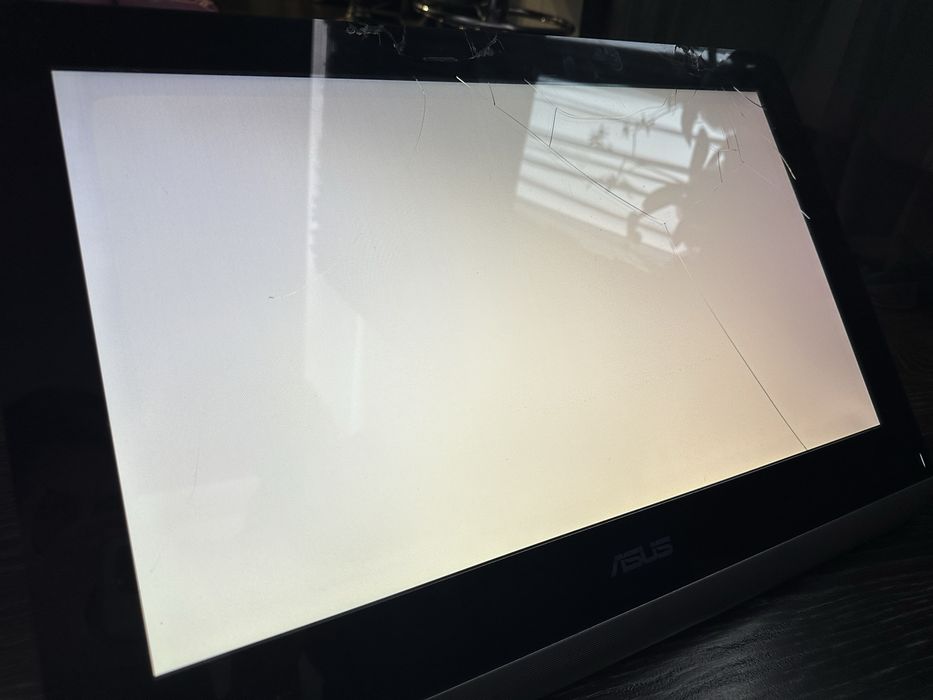Asus моноблок ET22201 на запчастини
