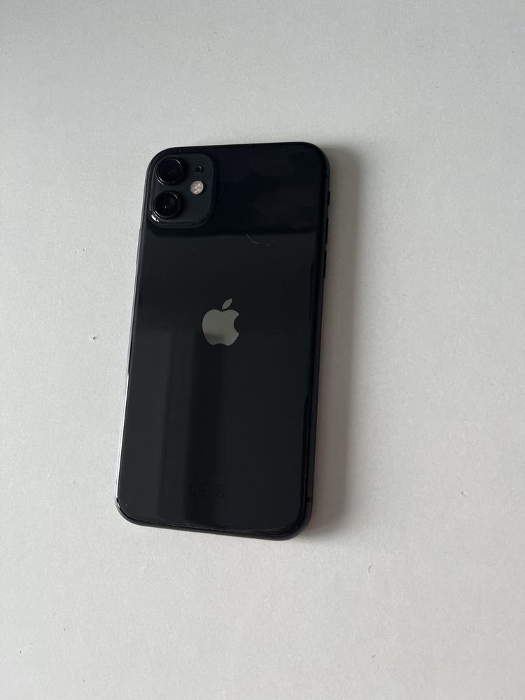 Czarny iPhone 11 64GB