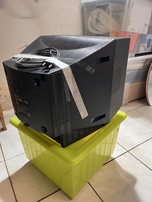 TV SONY Trinitron 14”