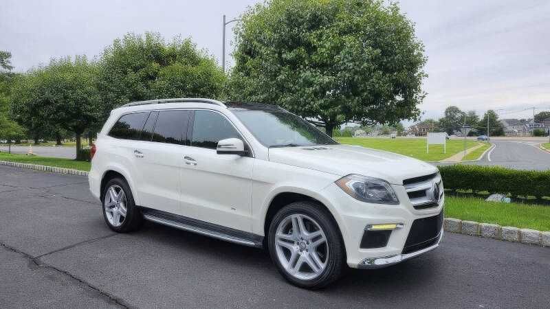 2015 Mercedes-Benz GL-Class GL 550 4MATIC
