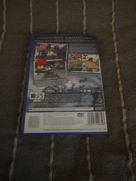 Jogo Call of Duty: Finest Hour para PlayStation 2 (PS2)