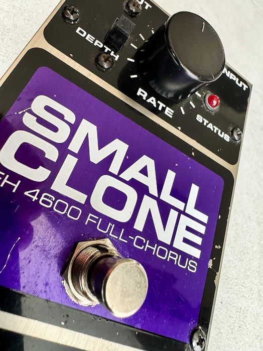 SMALL CLONE chorus effect