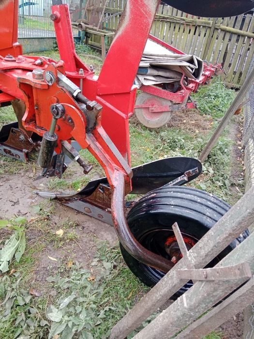 Pługi Gregoire Besson 4