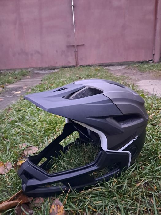 Шлем для самокатов/вело/мото