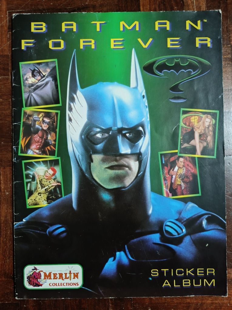 Caderneta de cromos incompleta Batman Forever