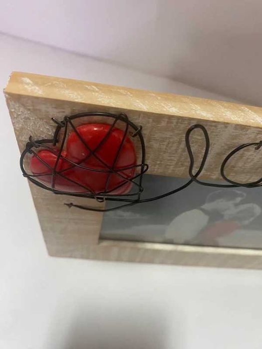 Moldura horizontal em madeira para namorados/casais