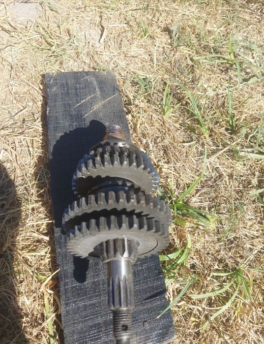 Продам шестерёнки для мотоцикла мт-10