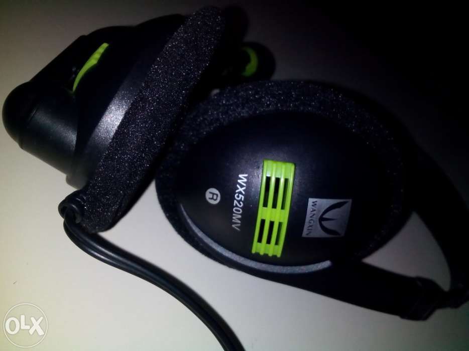 Headphones / Auscultadores