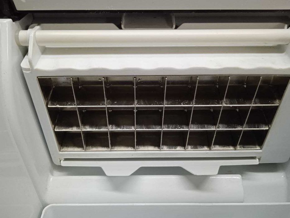 Ледогенератор кубиковый Klarstein Clearcube 13 кг/сутки льдогенератор