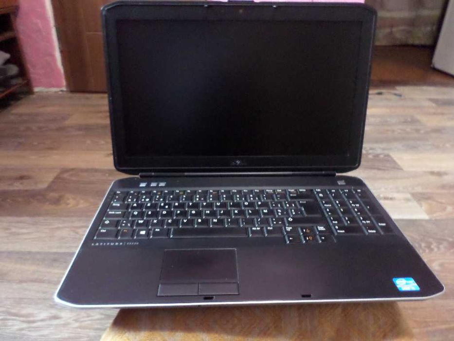 ноутбук Dell Iatitude e5530, Intel core.