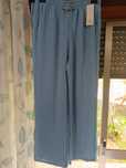 Conjunto de duas calças largas finas