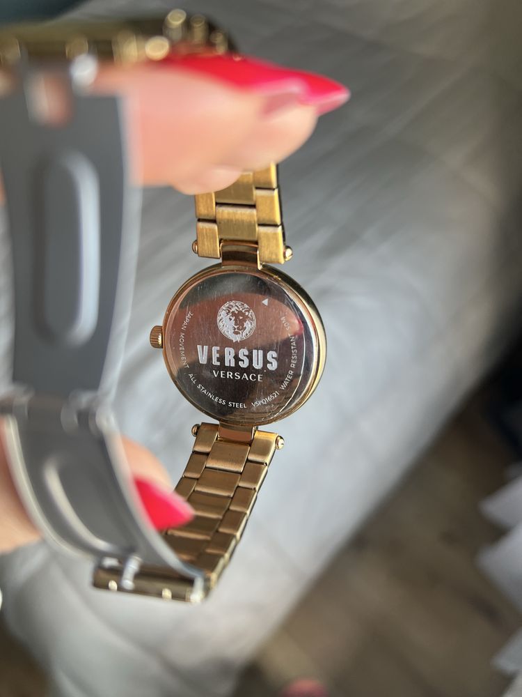 Zegarek Versace Versus / Часы Versace Versus