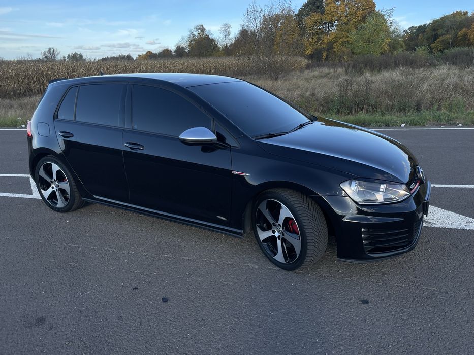 Volkswagen Golf 7 GTI
