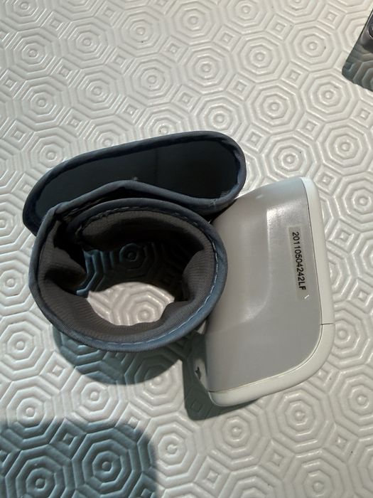 OMORON RS3 aparelho tensão