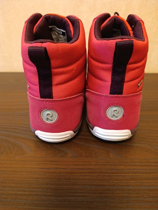 Демісезонні чобітки, сапожки Reima.