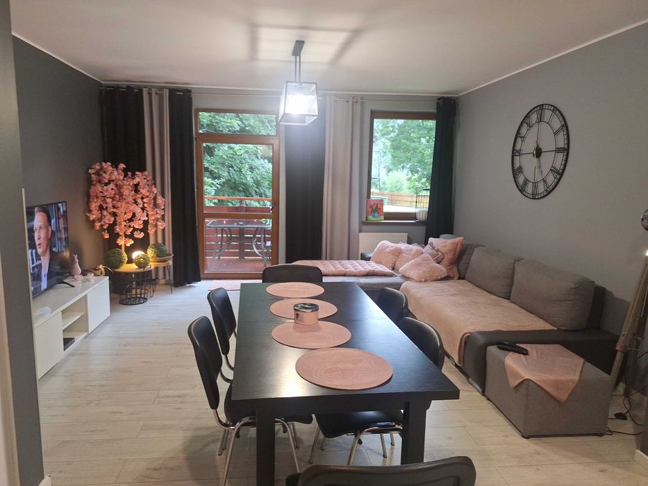 Karpacz Apartament 3 sypialmie plus salon do wynajęcia 80 m