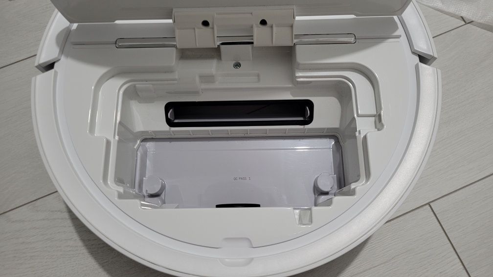 Миючий робот-пилосос Rowenta X-Plorer 120 AI (RR7867WH)