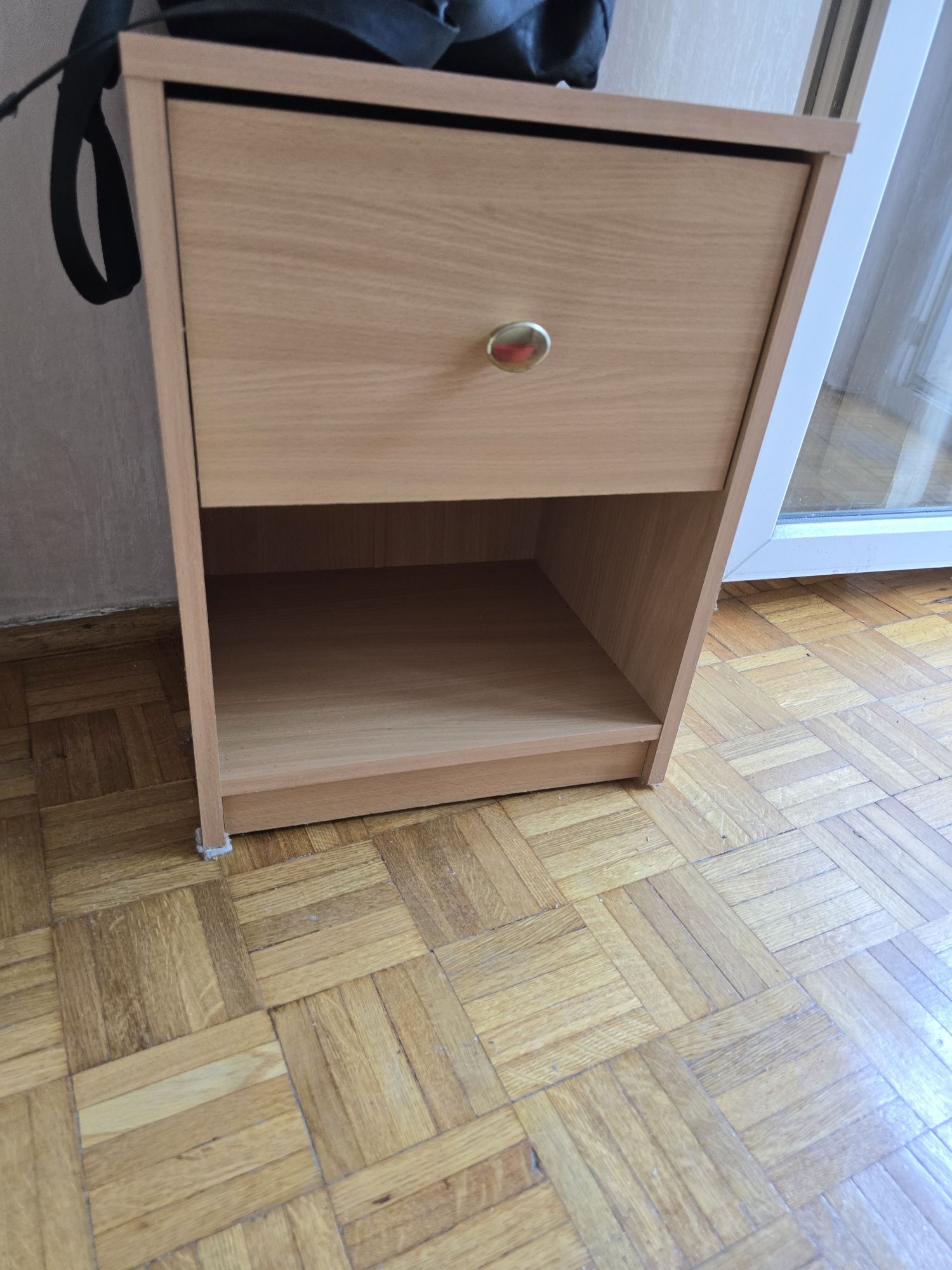 Szafka kontenerek