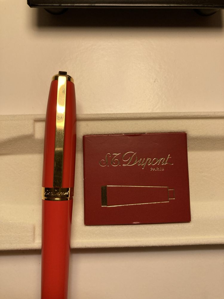Caneta Dupont de tinteiro, recargas, lacada vermelho compena ouro 14