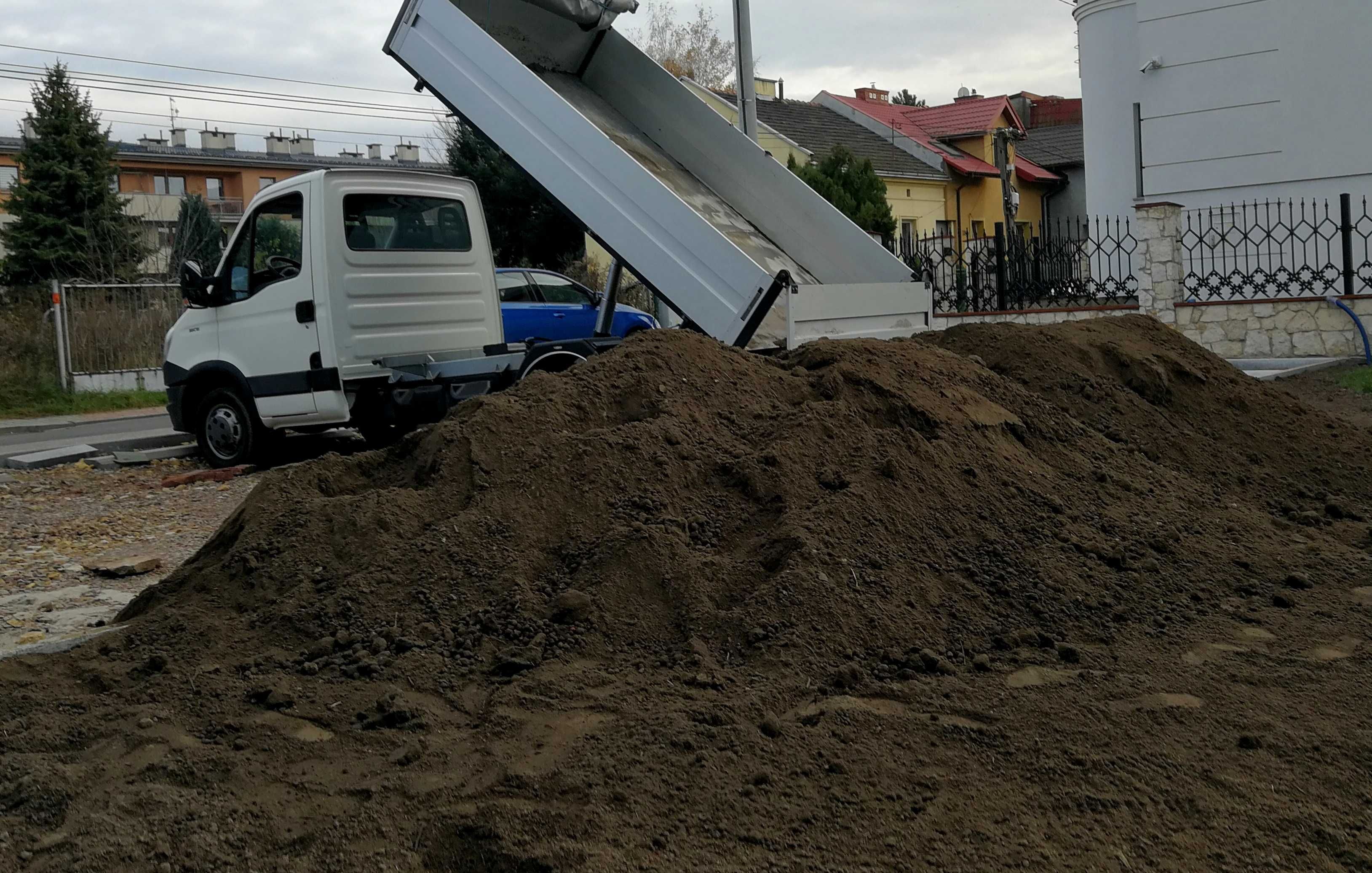 Ziemia Ogrodowa SIANA (Czarnoziem,Humus,Przesiewana,Pod Trawnik)KRAKÓW