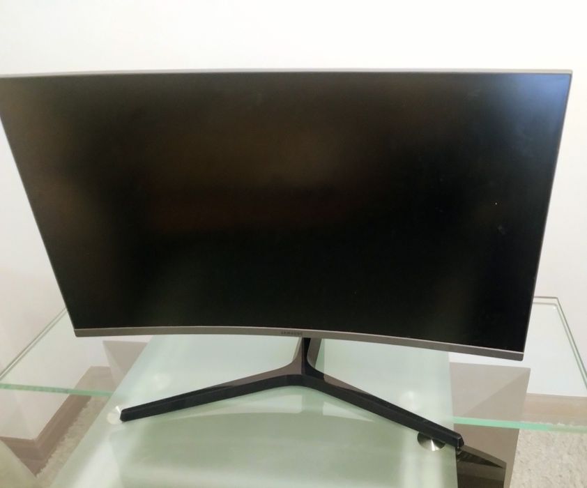Monitor Samsung Curvo FHD C27F390FHU 27''.