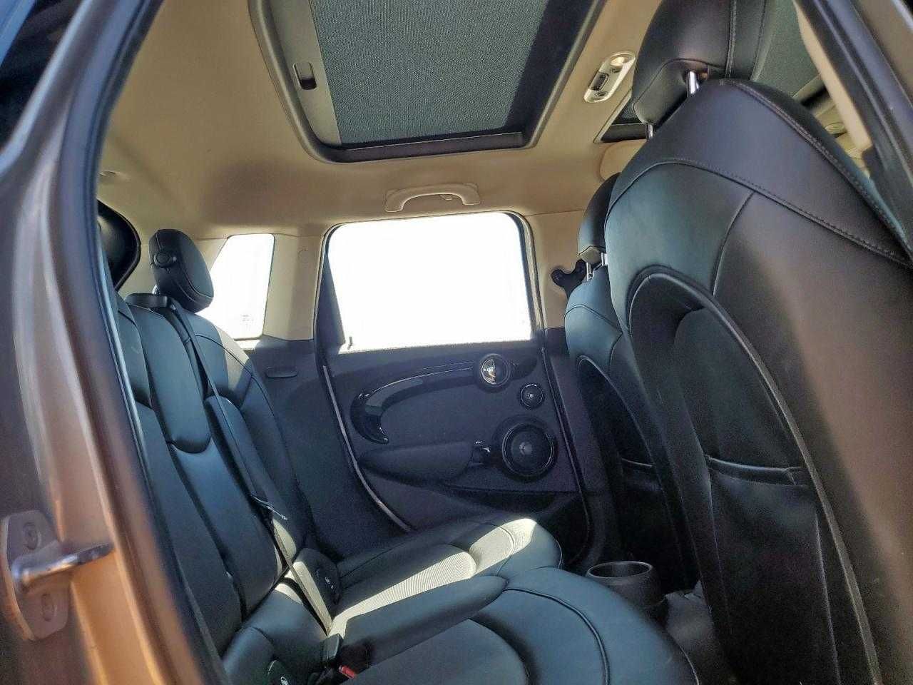 Автомобіль 2018 MINI Cooper S