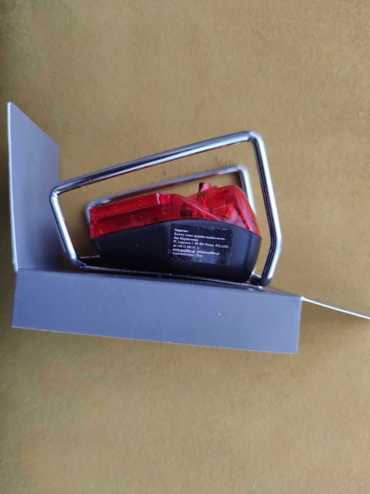 Nowa lampka rowerowa na błotnik.