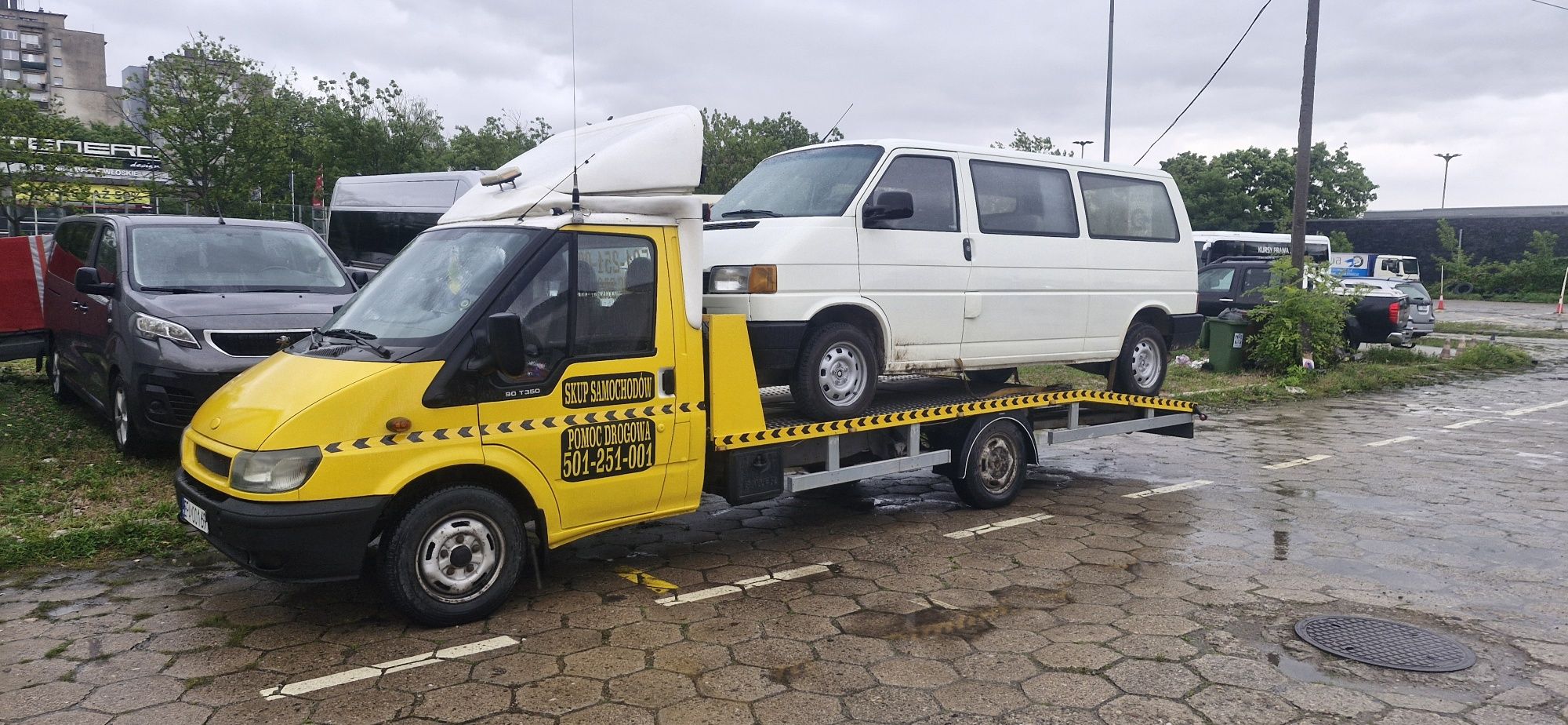 Od 120 ZŁ Pomoc Drogowa Autolaweta Laweta Holowanie