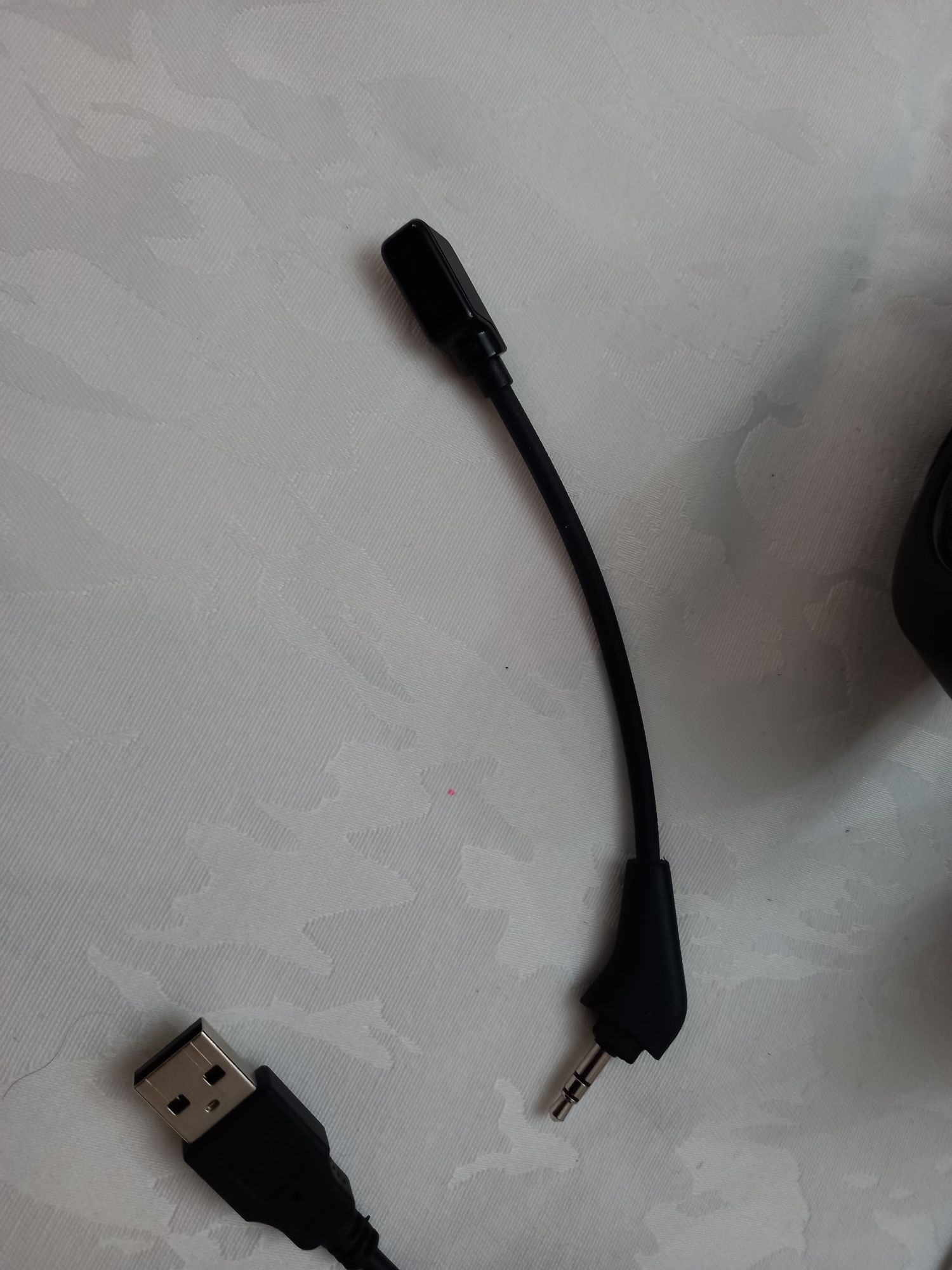 Corsair HS60 Pro Surround