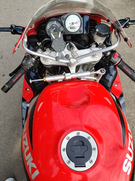 Suzuki GSX-R 750cm3 SRAD wtrysk 135km zamiana
