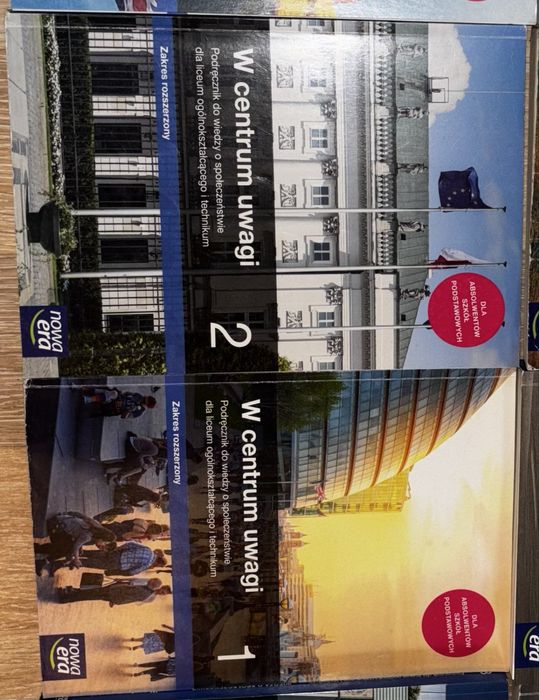 Podreczniki,ćwiczenia i maturalne karty pracy dla liceum i technikum