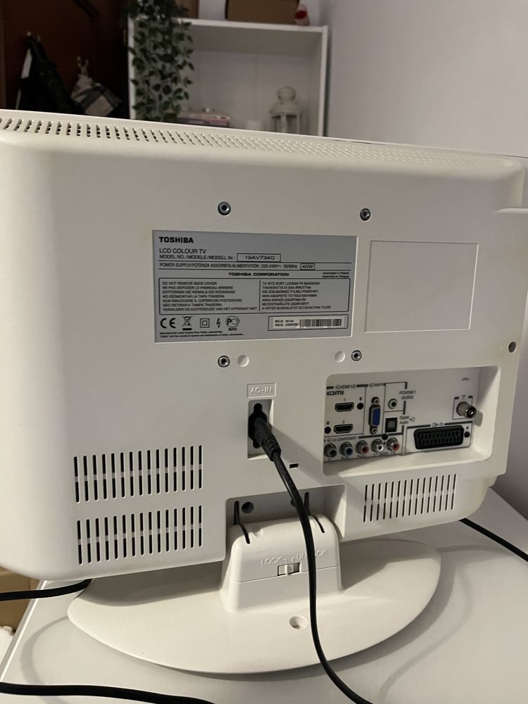 Televisão TOSHIBA