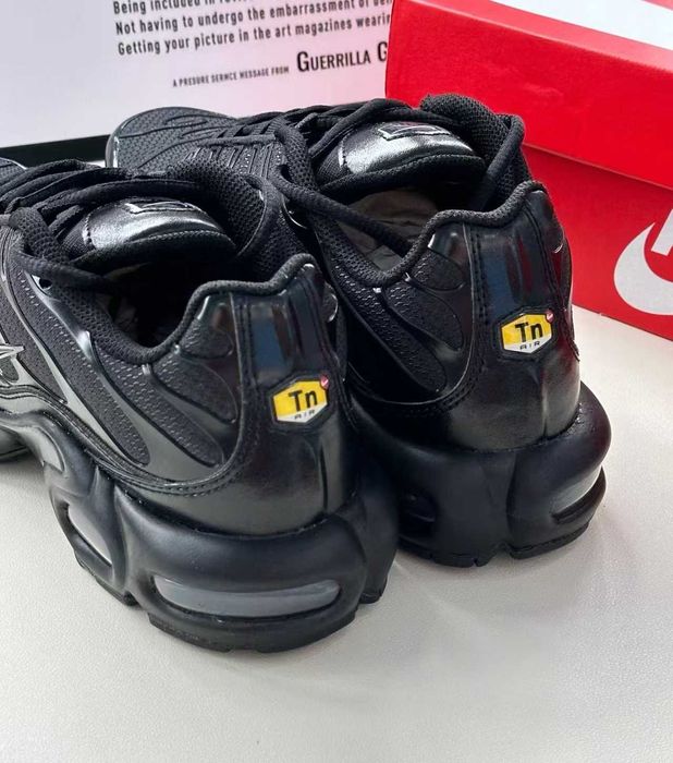 Buty Trampk Nike Air Max TN Black R.40