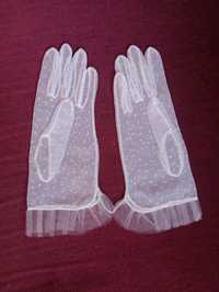 Komunijne rękawiczki białe w kropki