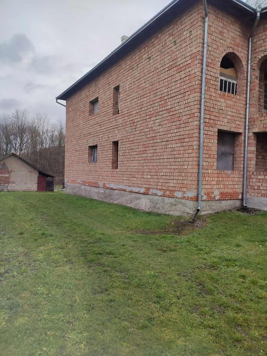 Продаю Дім не добудований